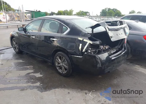 2013 Nissan Altima 2.5 S z USA, uszkodzony, nr VIN 1N4AL3AP2DN529117